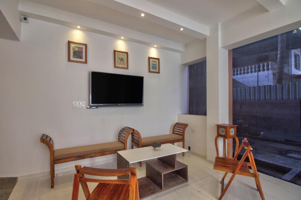 Goa Stay Hotel Calangute Buitenkant foto