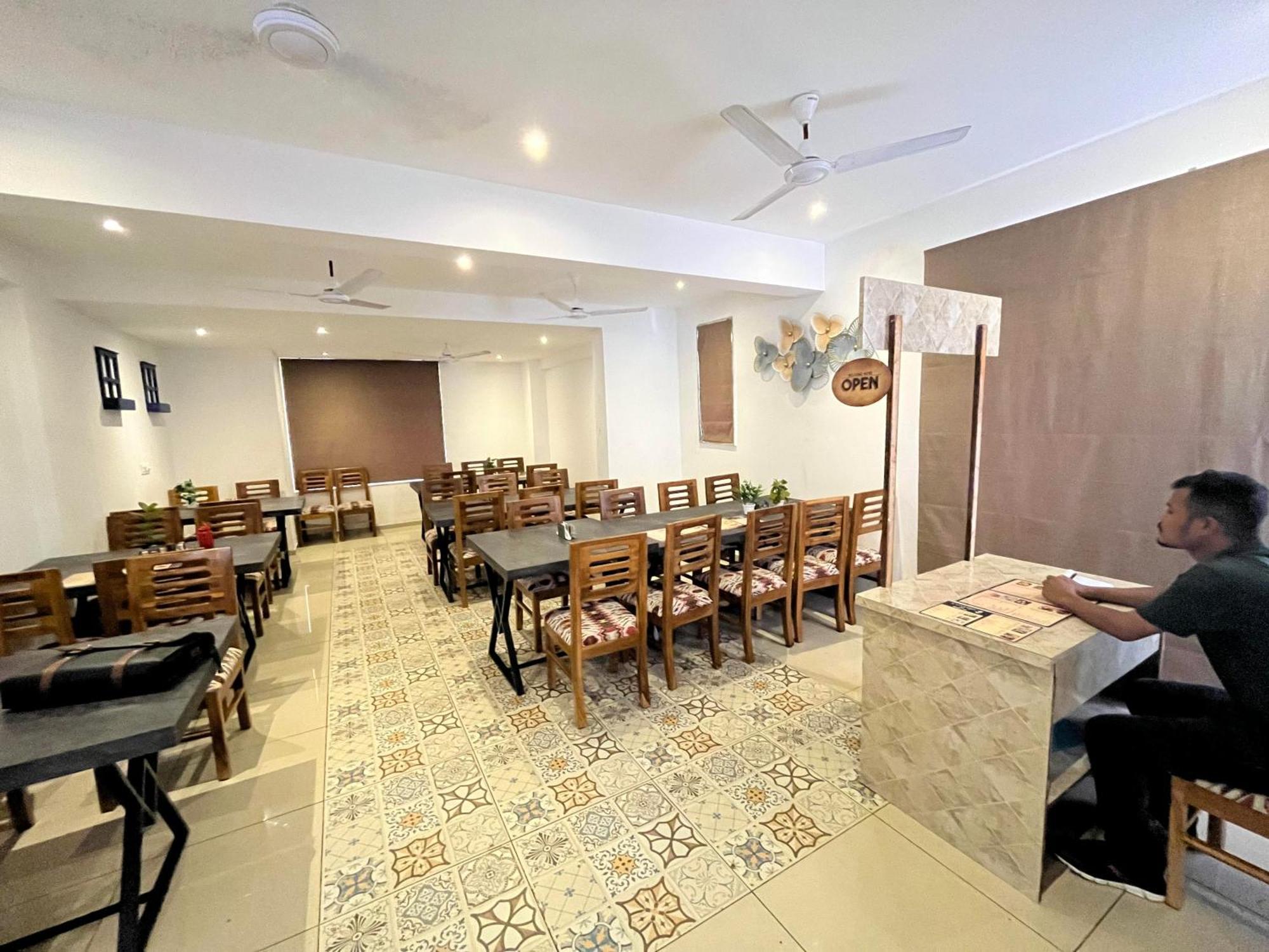Goa Stay Hotel Calangute Buitenkant foto